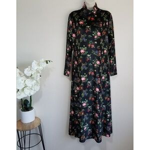 Smith & Quinn Floral Velvet Maxi Dress